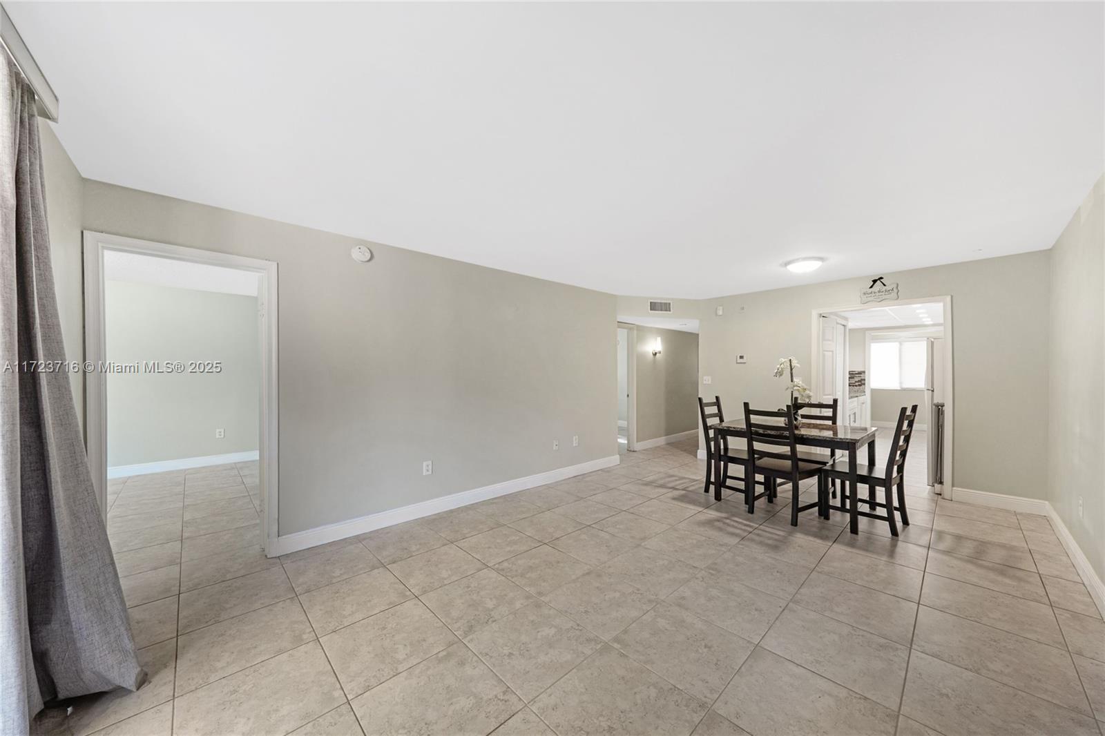 PLANTATION FOREST CONDO - Residential