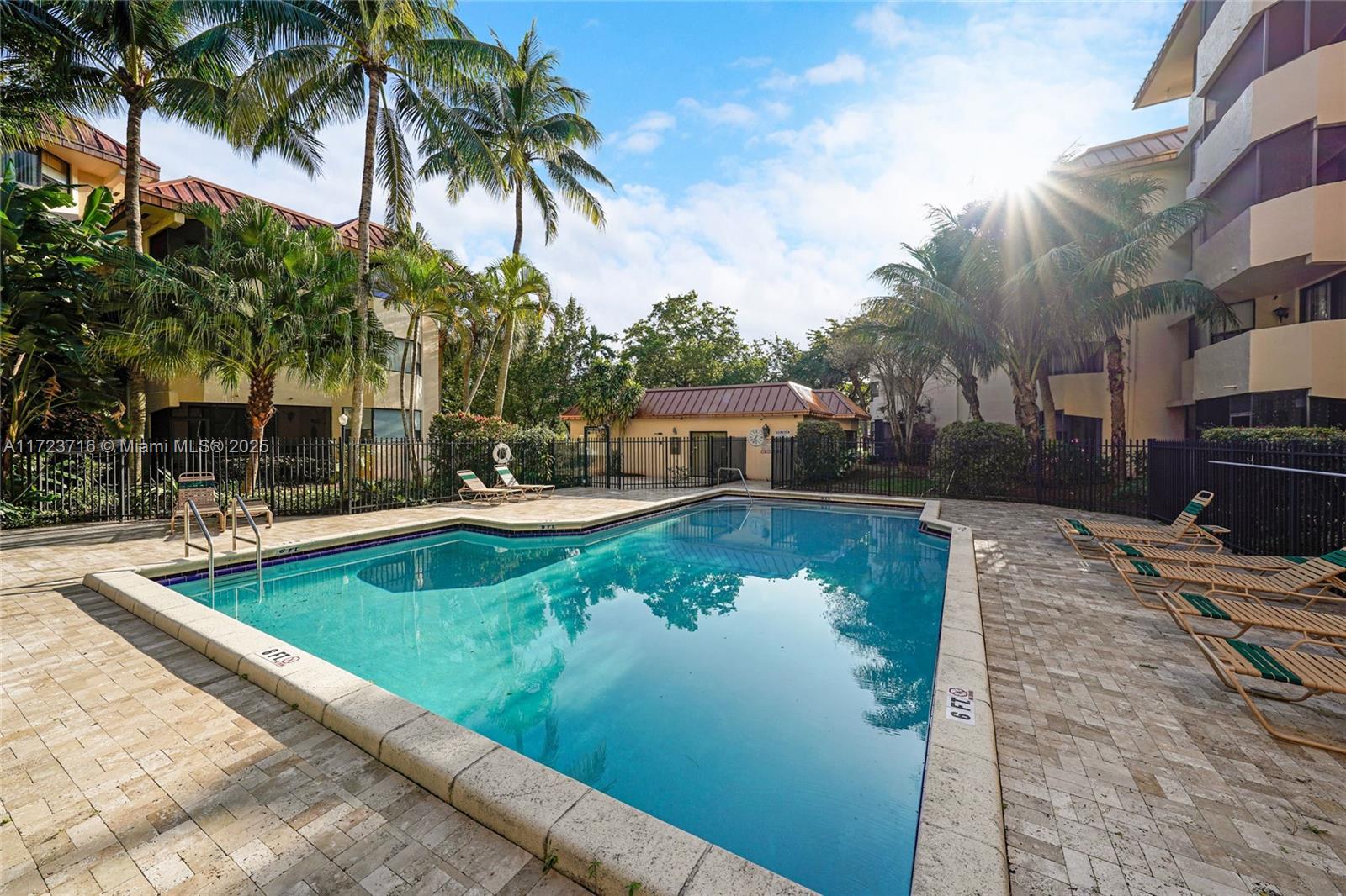 PLANTATION FOREST CONDO - Residential