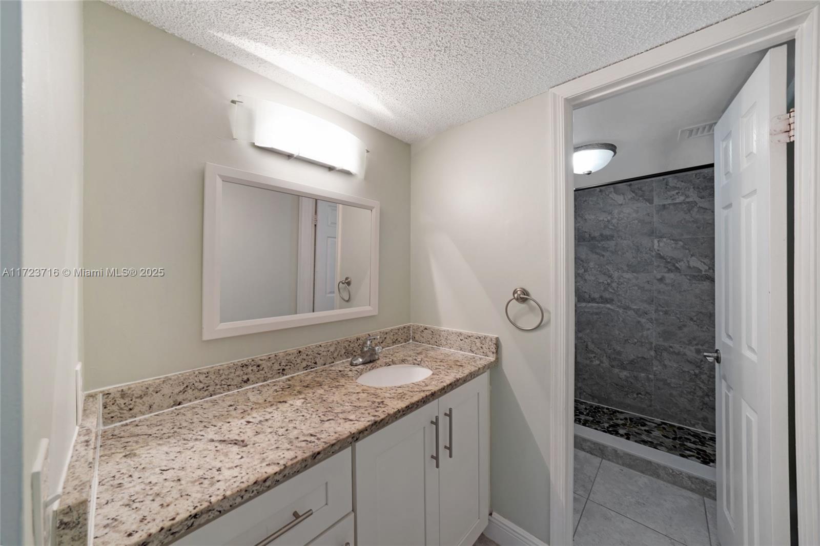 PLANTATION FOREST CONDO - Residential