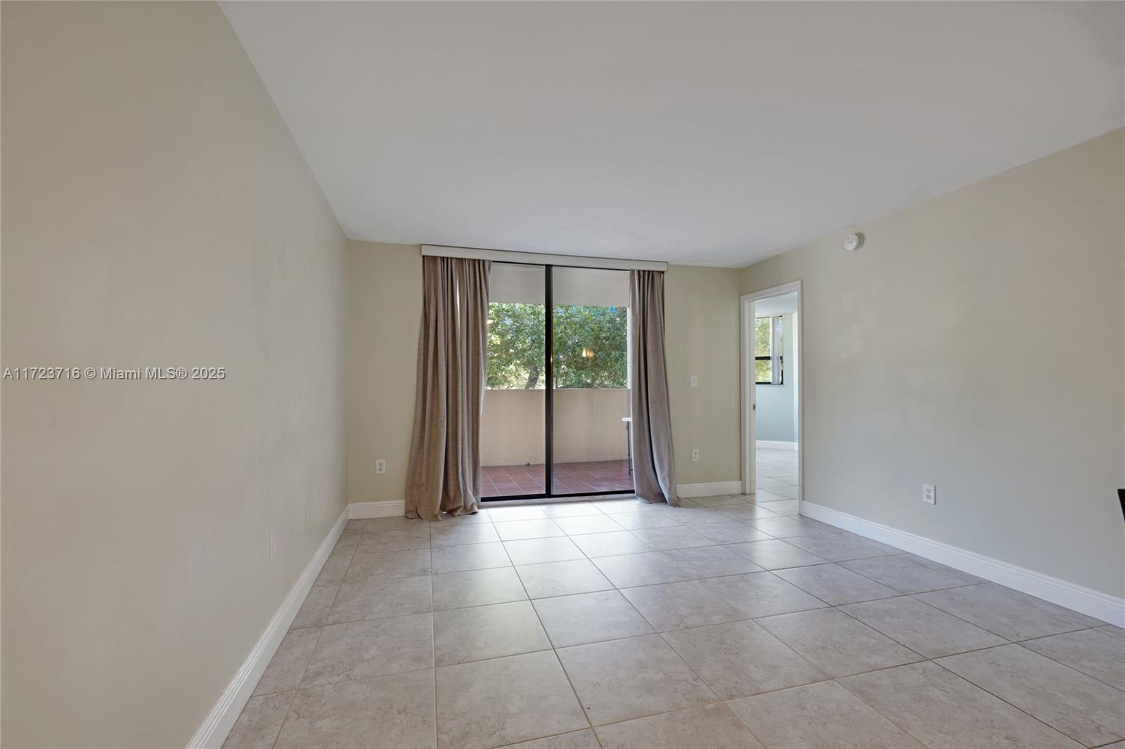 PLANTATION FOREST CONDO - Residential