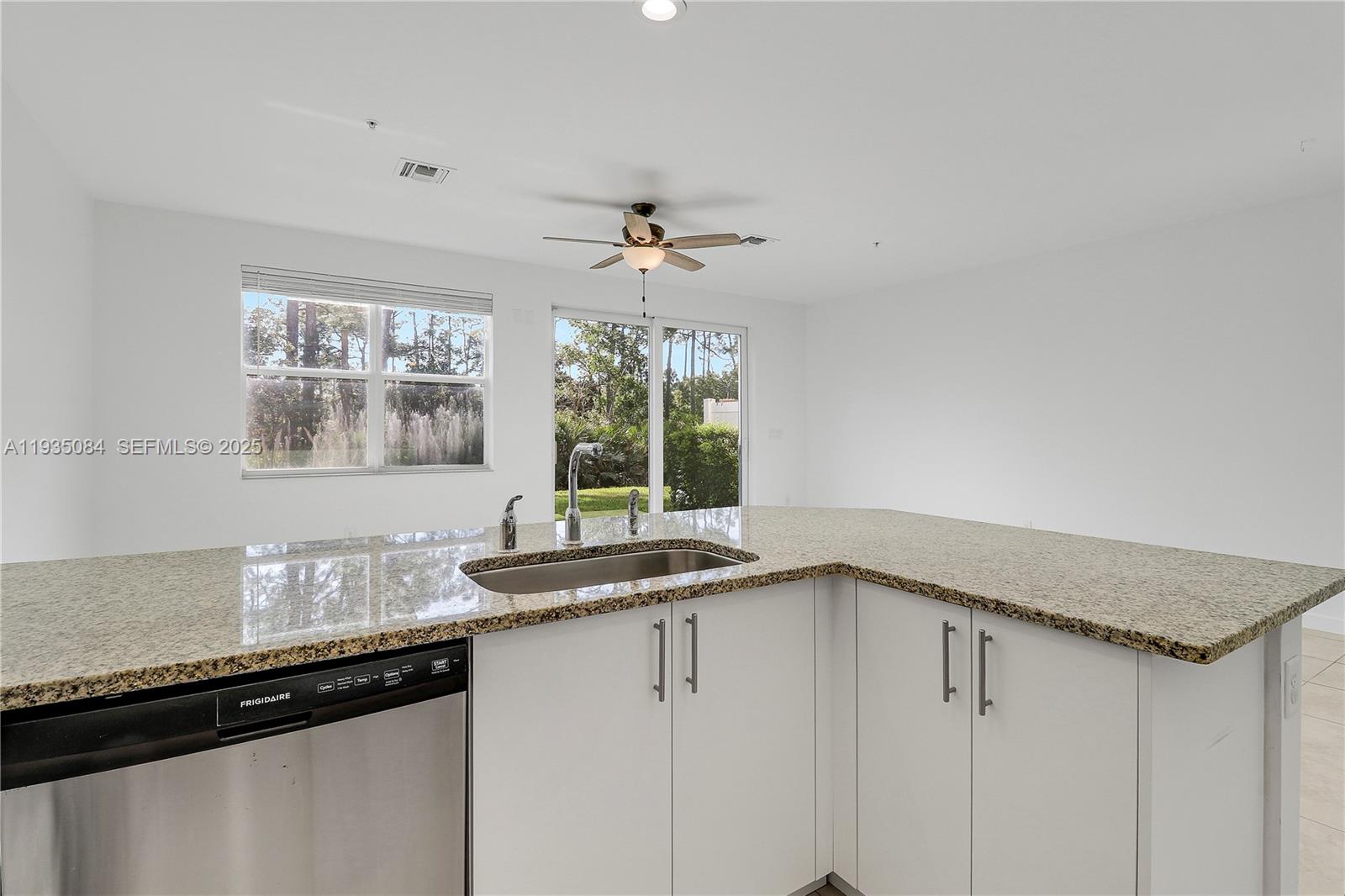 HERITAGE ENCLAVE - Residential