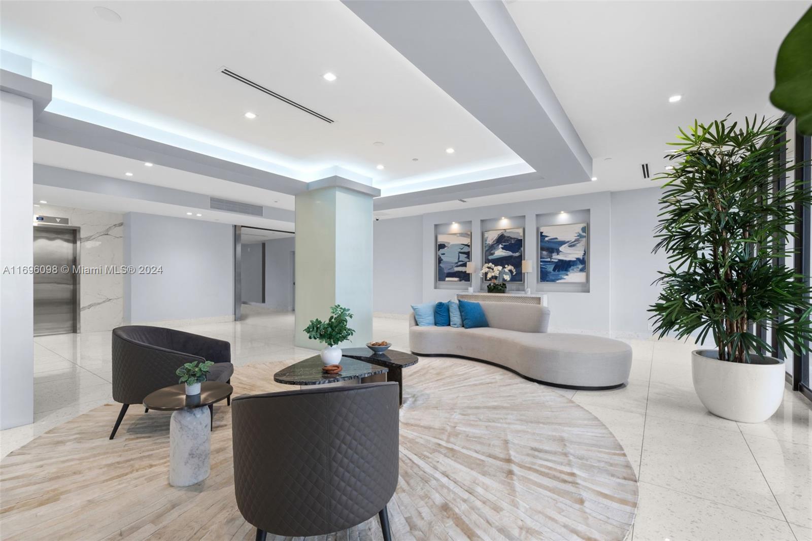 CORONADO CONDO- TOWER II - Residential