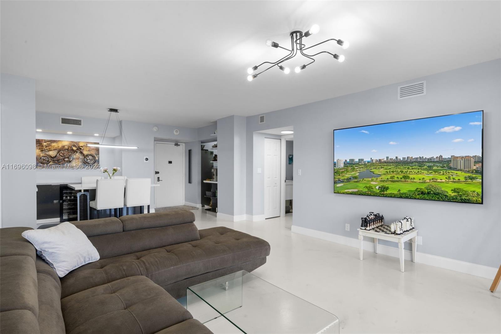 CORONADO CONDO- TOWER II - Residential