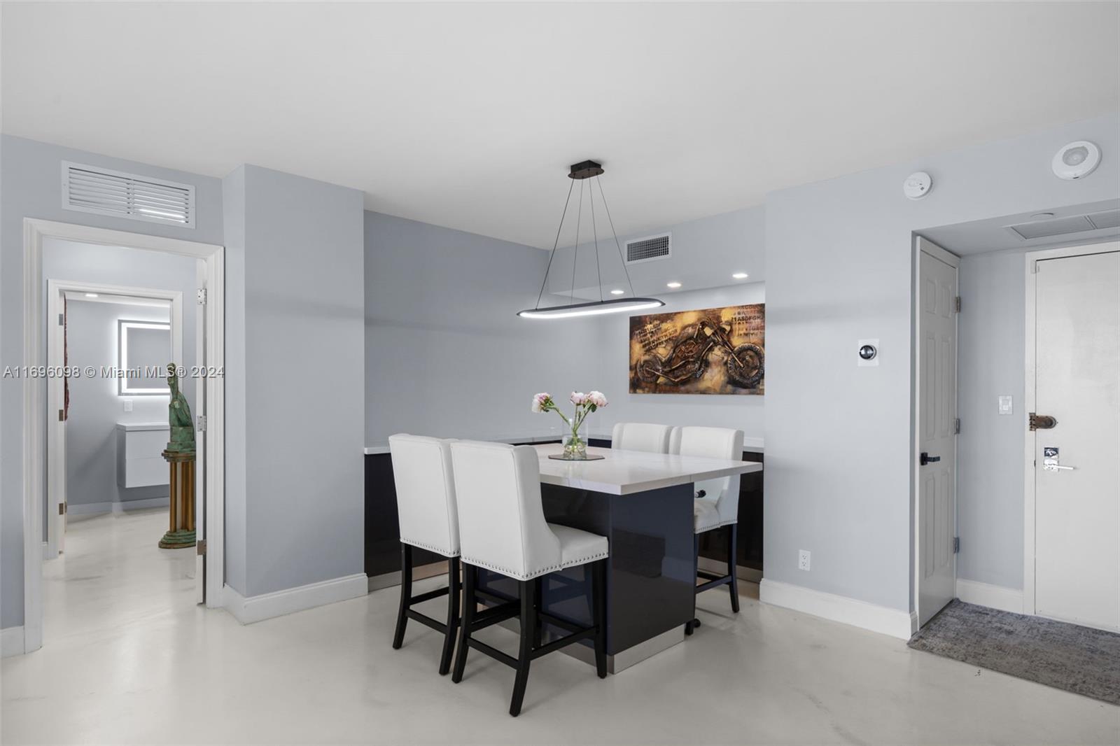 CORONADO CONDO- TOWER II - Residential