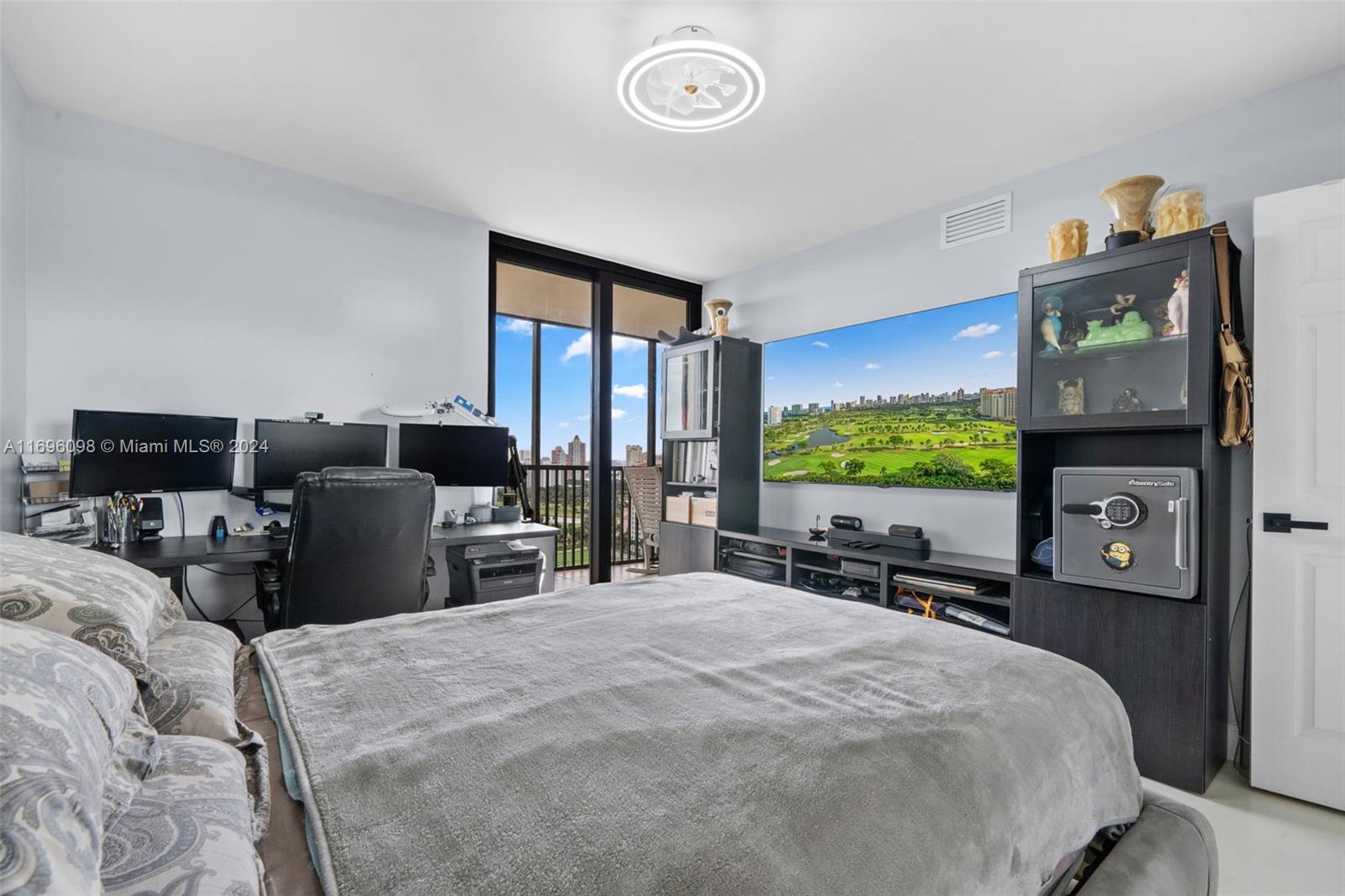 CORONADO CONDO- TOWER II - Residential