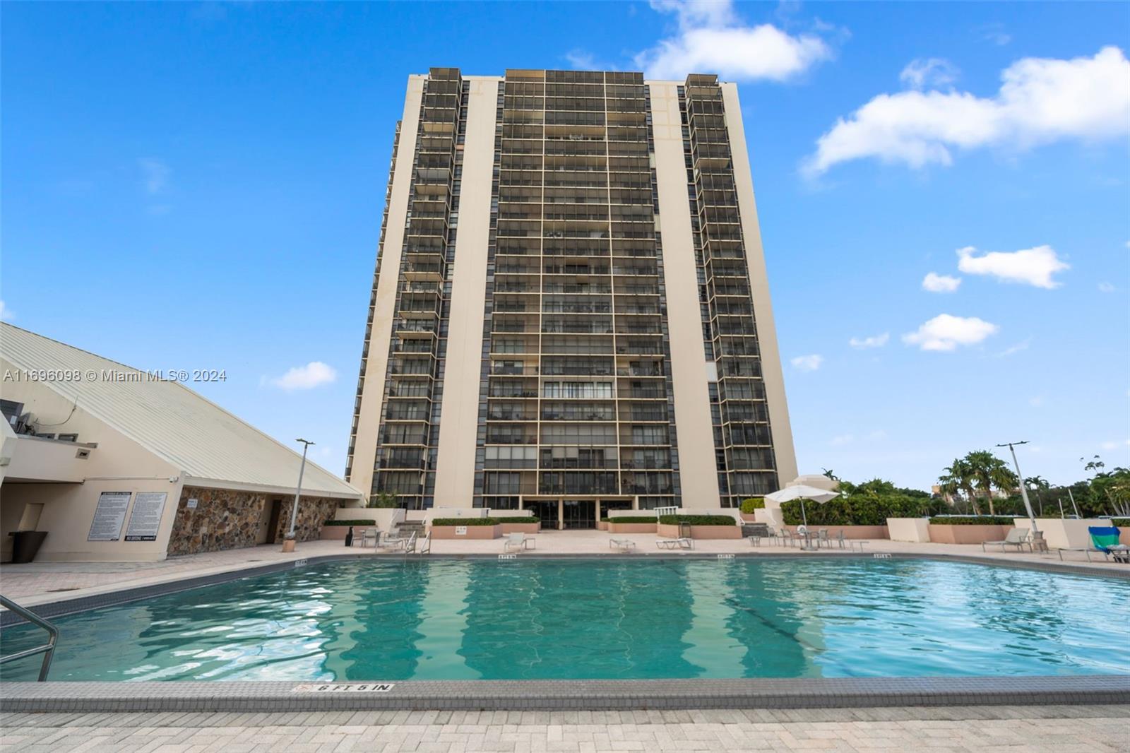 CORONADO CONDO- TOWER II - Residential