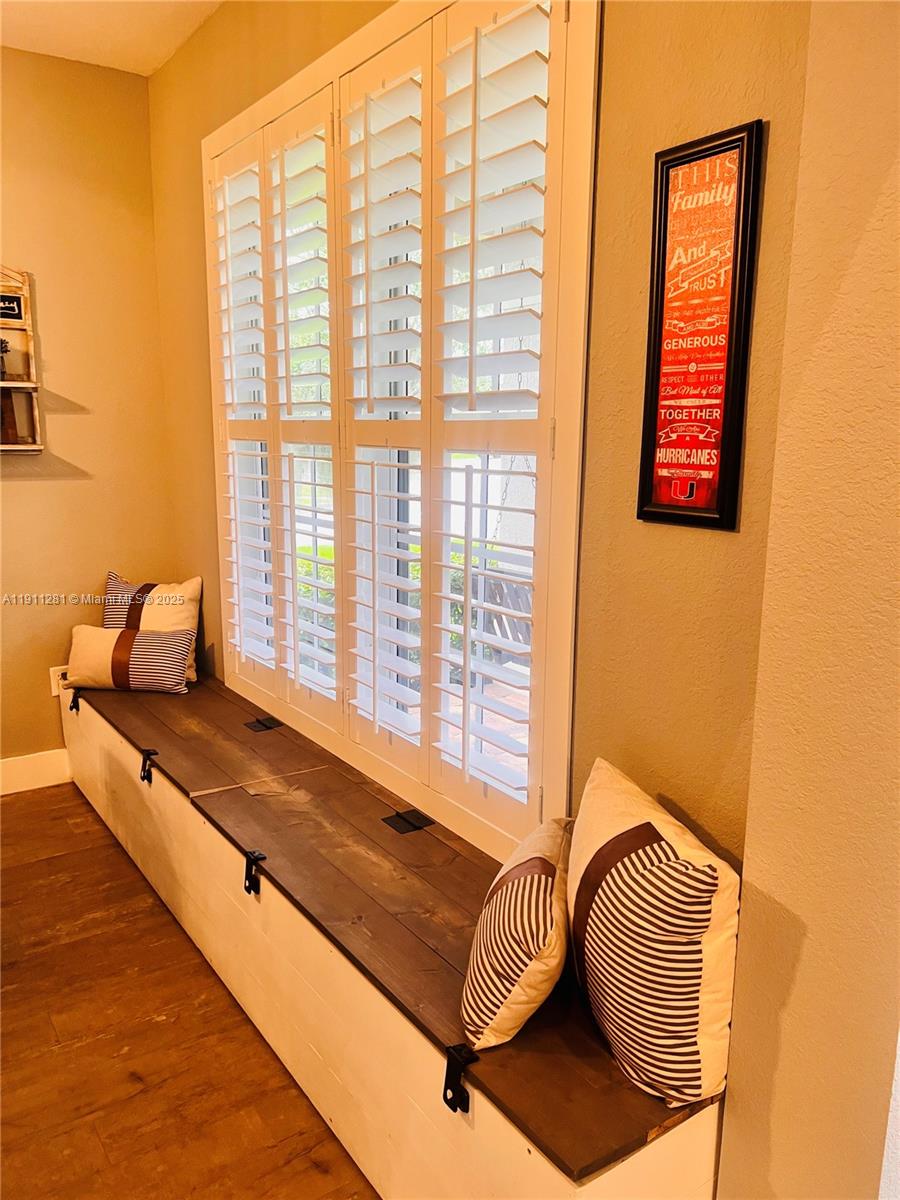 ESTATE MANSIONS 1ST ADDN - Residential Lease