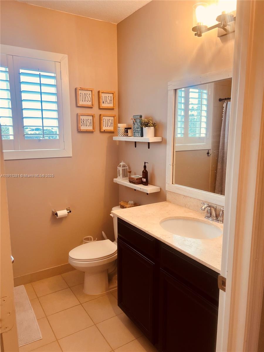 ESTATE MANSIONS 1ST ADDN - Residential Lease