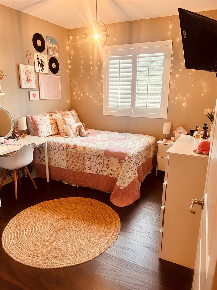 ESTATE MANSIONS 1ST ADDN - Residential Lease