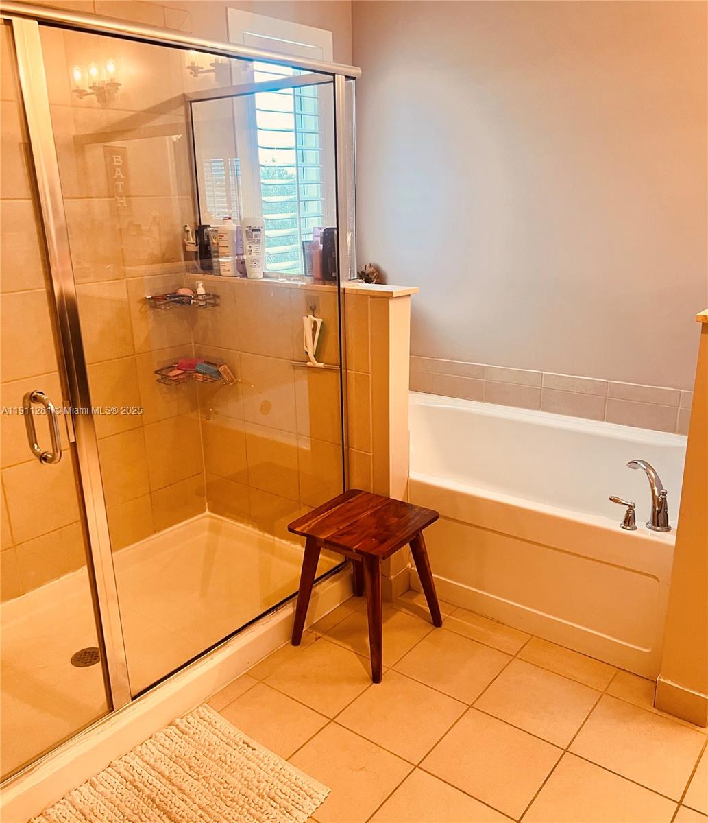 ESTATE MANSIONS 1ST ADDN - Residential Lease