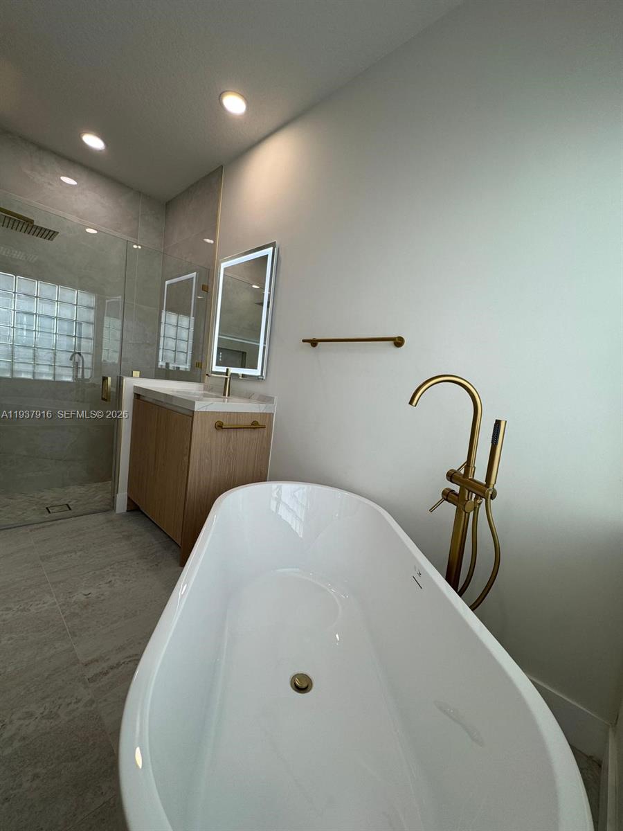 Villa Borghese HUNTINGTON - Residential