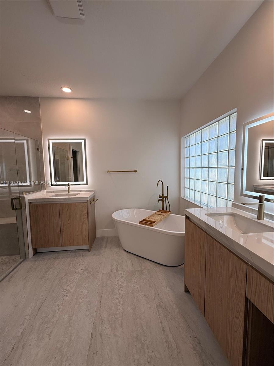 Villa Borghese HUNTINGTON - Residential