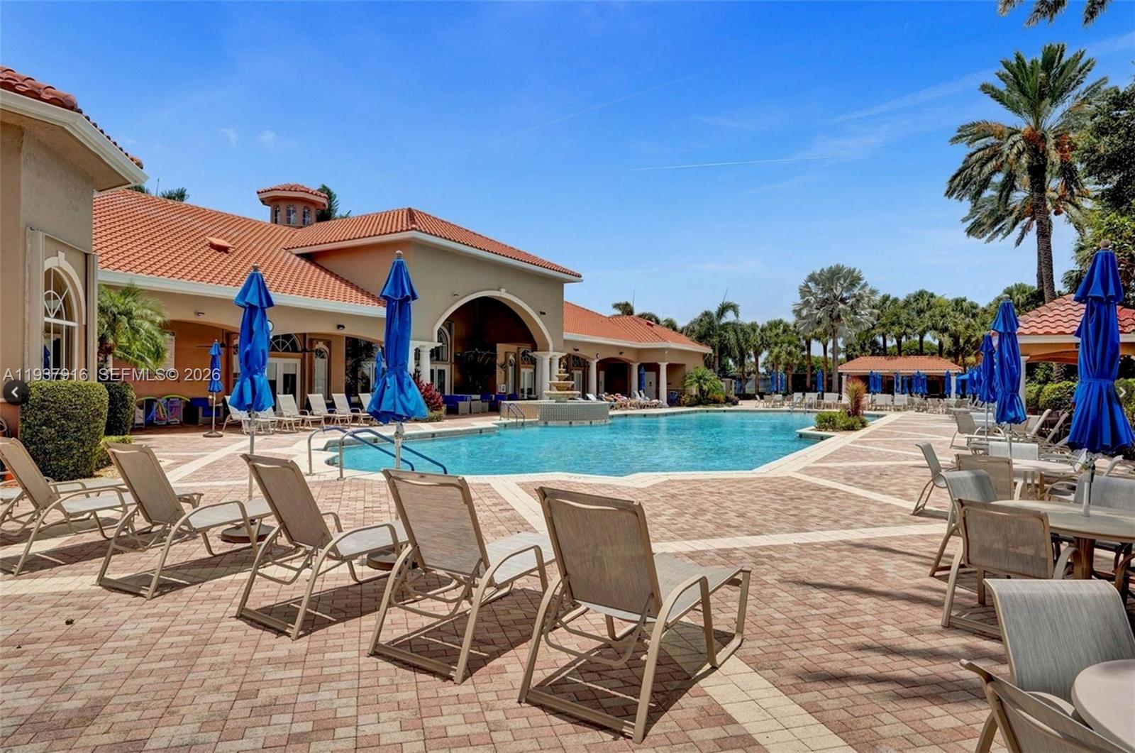 Villa Borghese HUNTINGTON - Residential