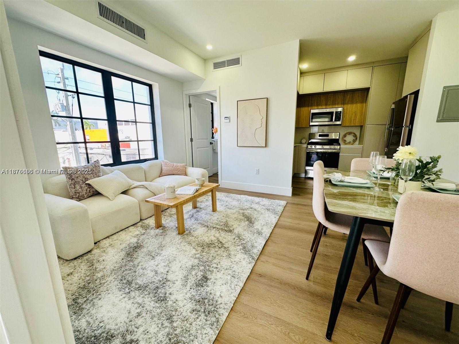 LINCOLN SUB - Residential