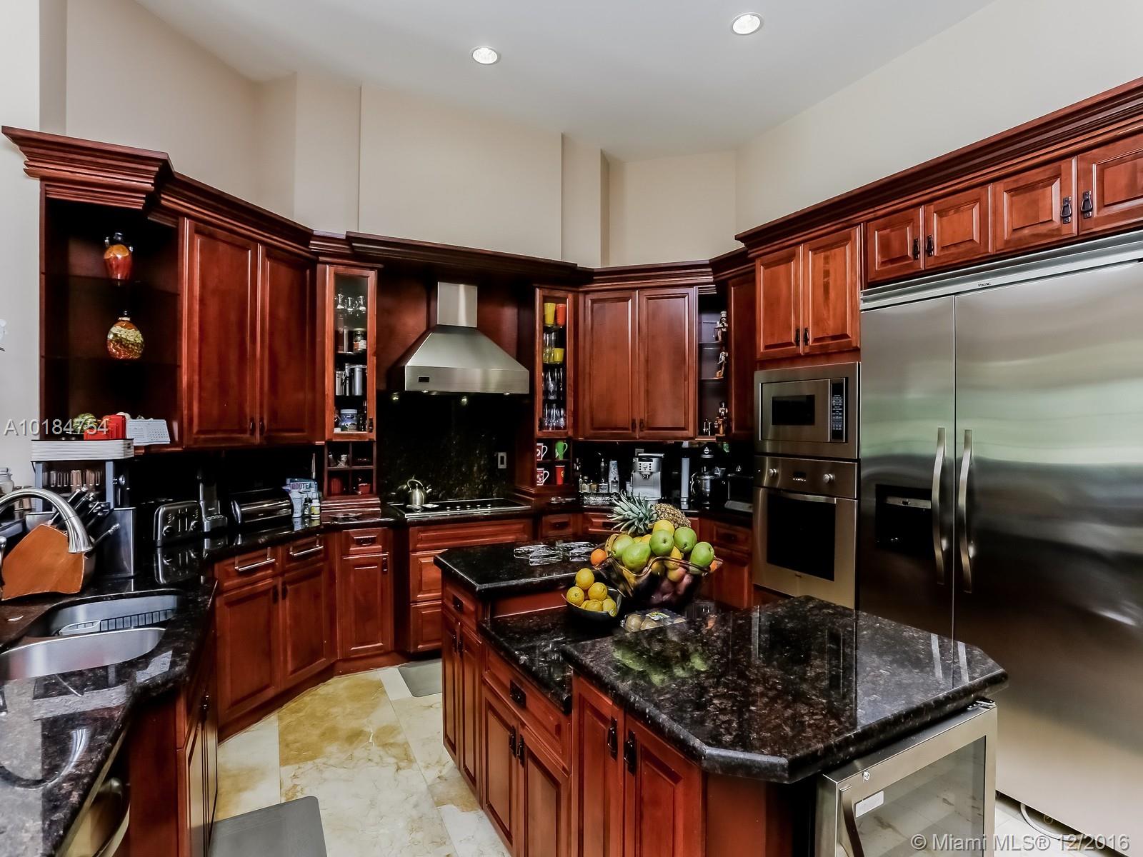 Bonaventure 82-43 B - Residential Lease