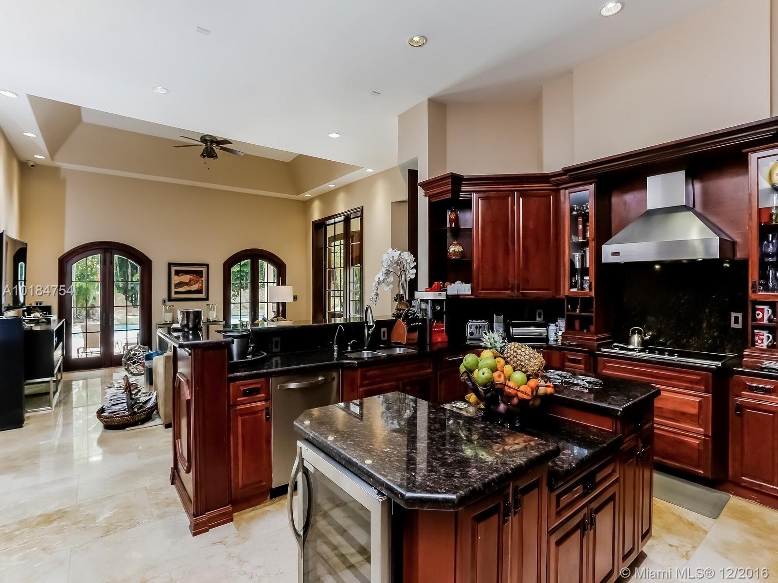Bonaventure 82-43 B - Residential Lease
