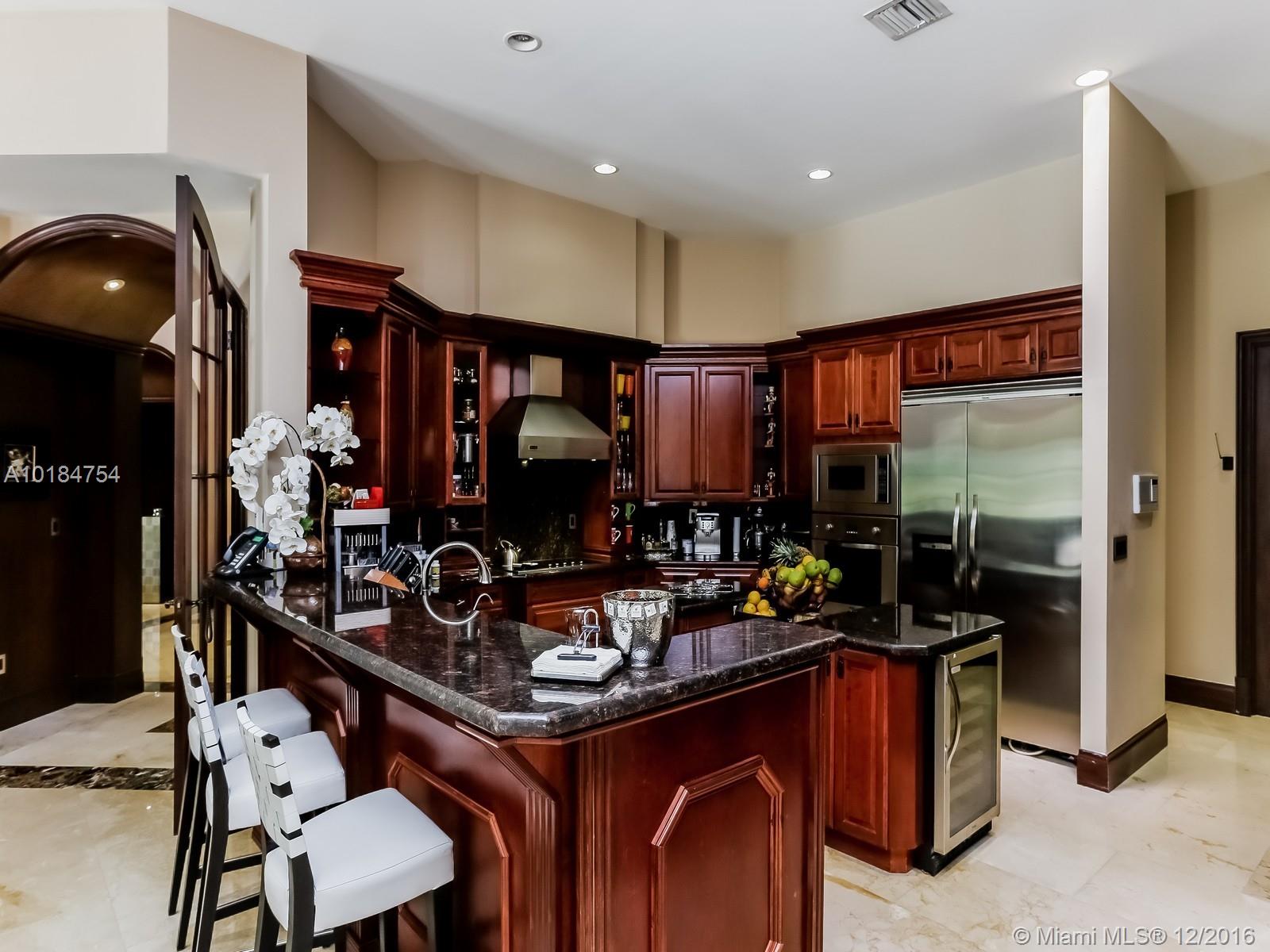 Bonaventure 82-43 B - Residential Lease