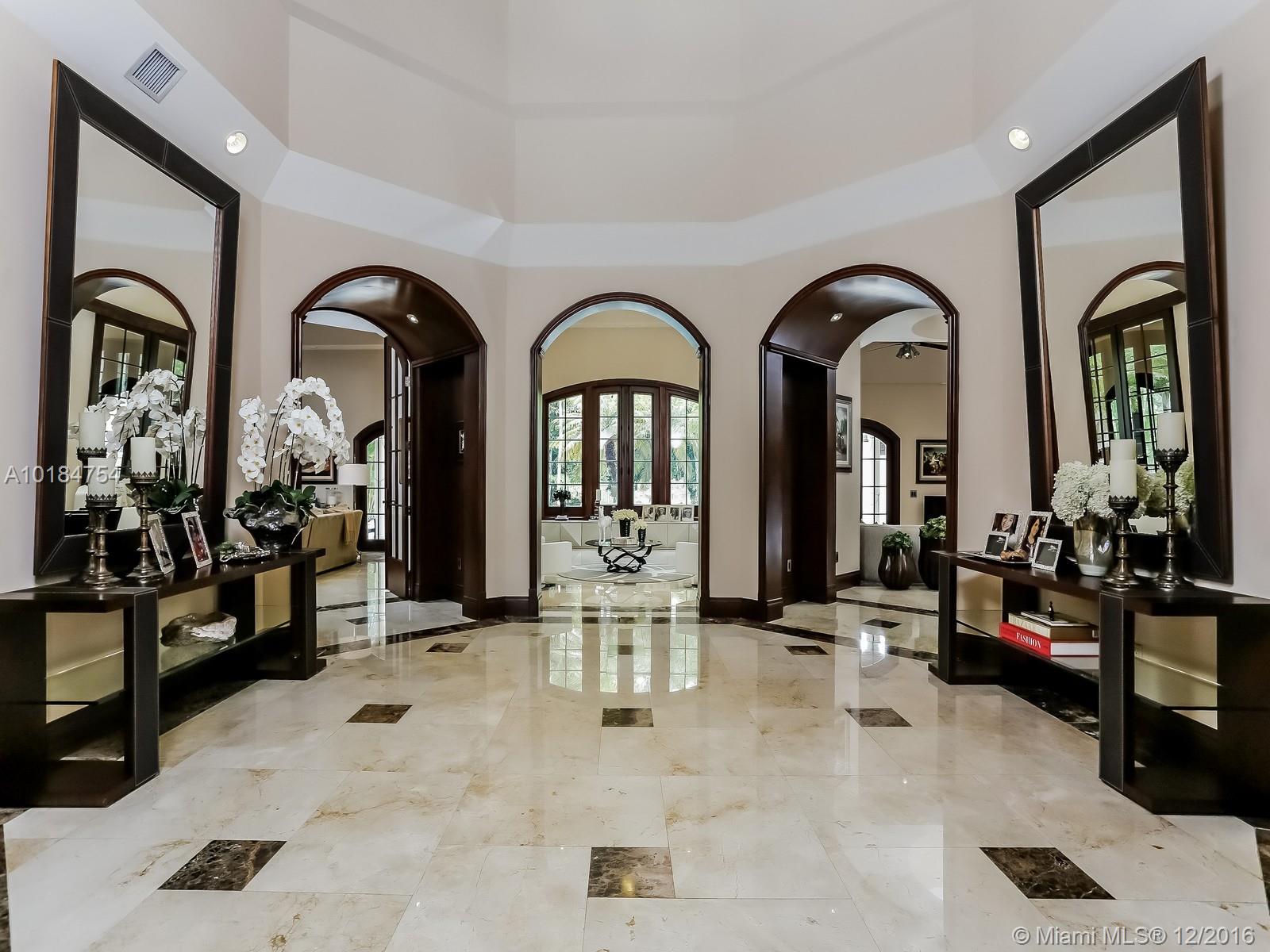 Bonaventure 82-43 B - Residential Lease
