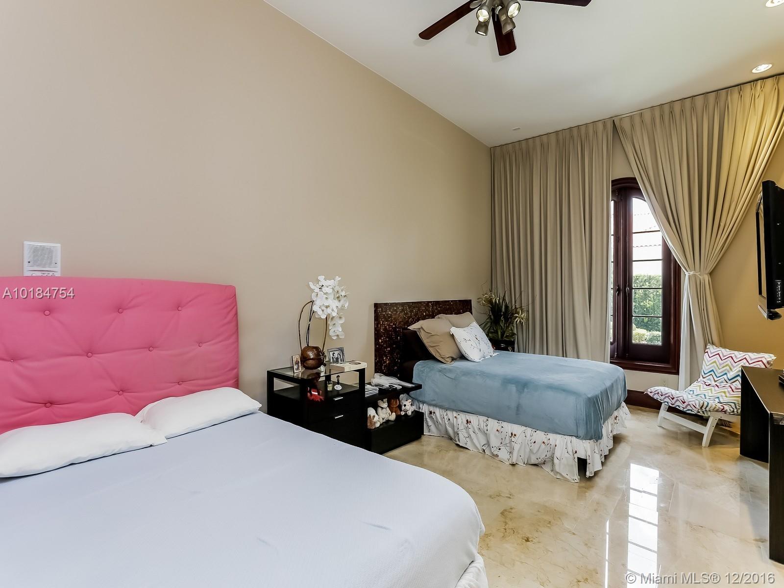 Bonaventure 82-43 B - Residential Lease