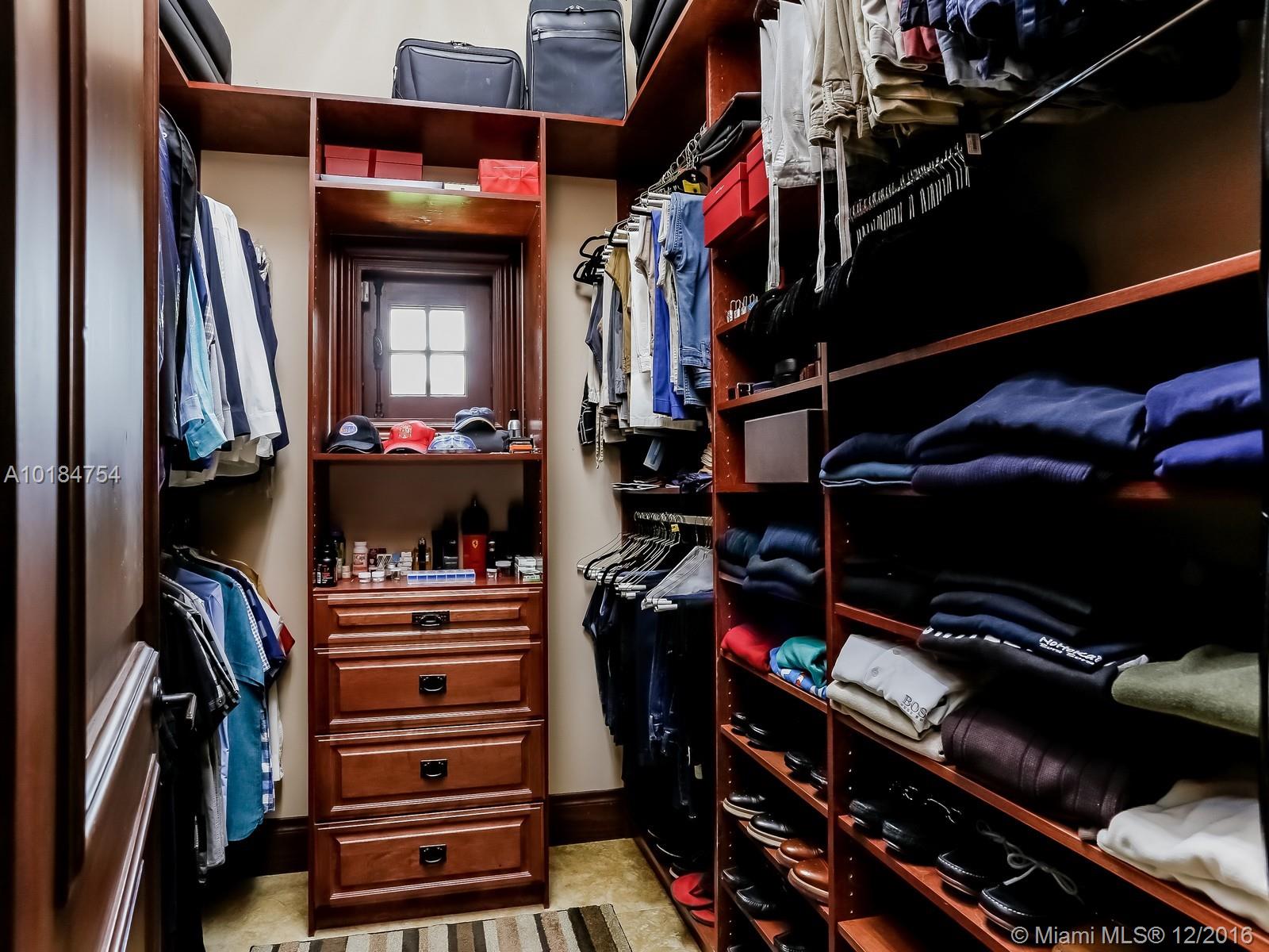 Bonaventure 82-43 B - Residential Lease