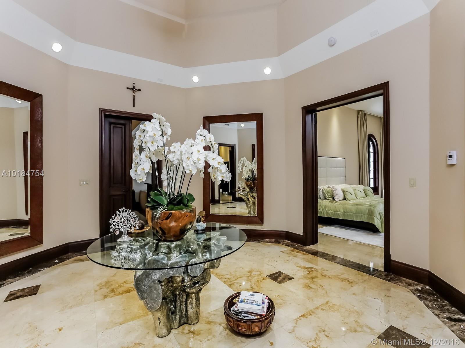 Bonaventure 82-43 B - Residential Lease