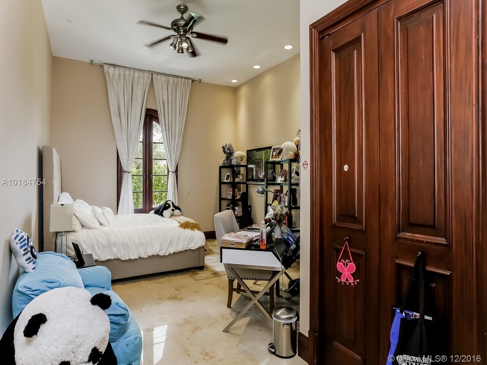 Bonaventure 82-43 B - Residential Lease
