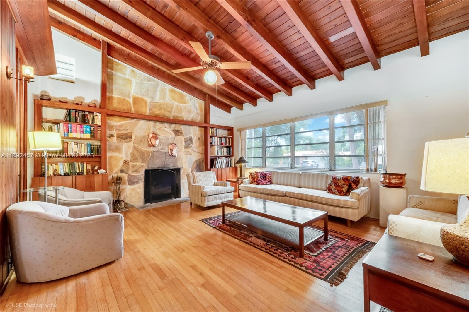 CORAL GABLES RIV SEC 6 - Residential