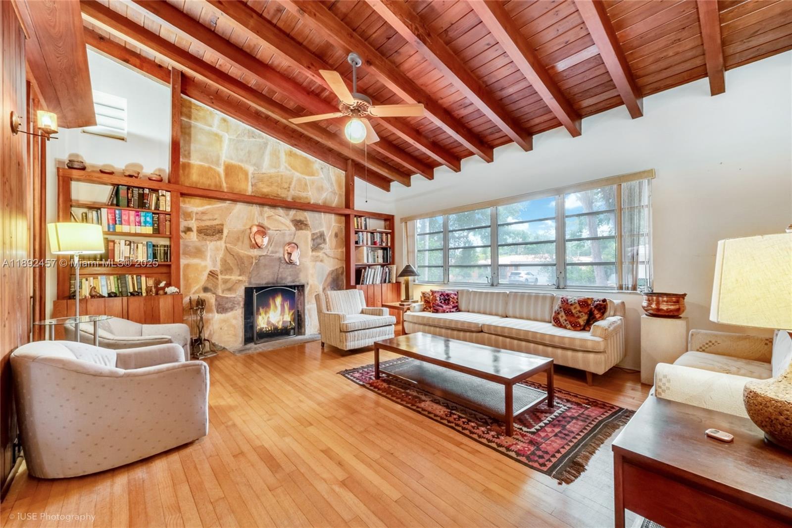 CORAL GABLES RIV SEC 6 - Residential