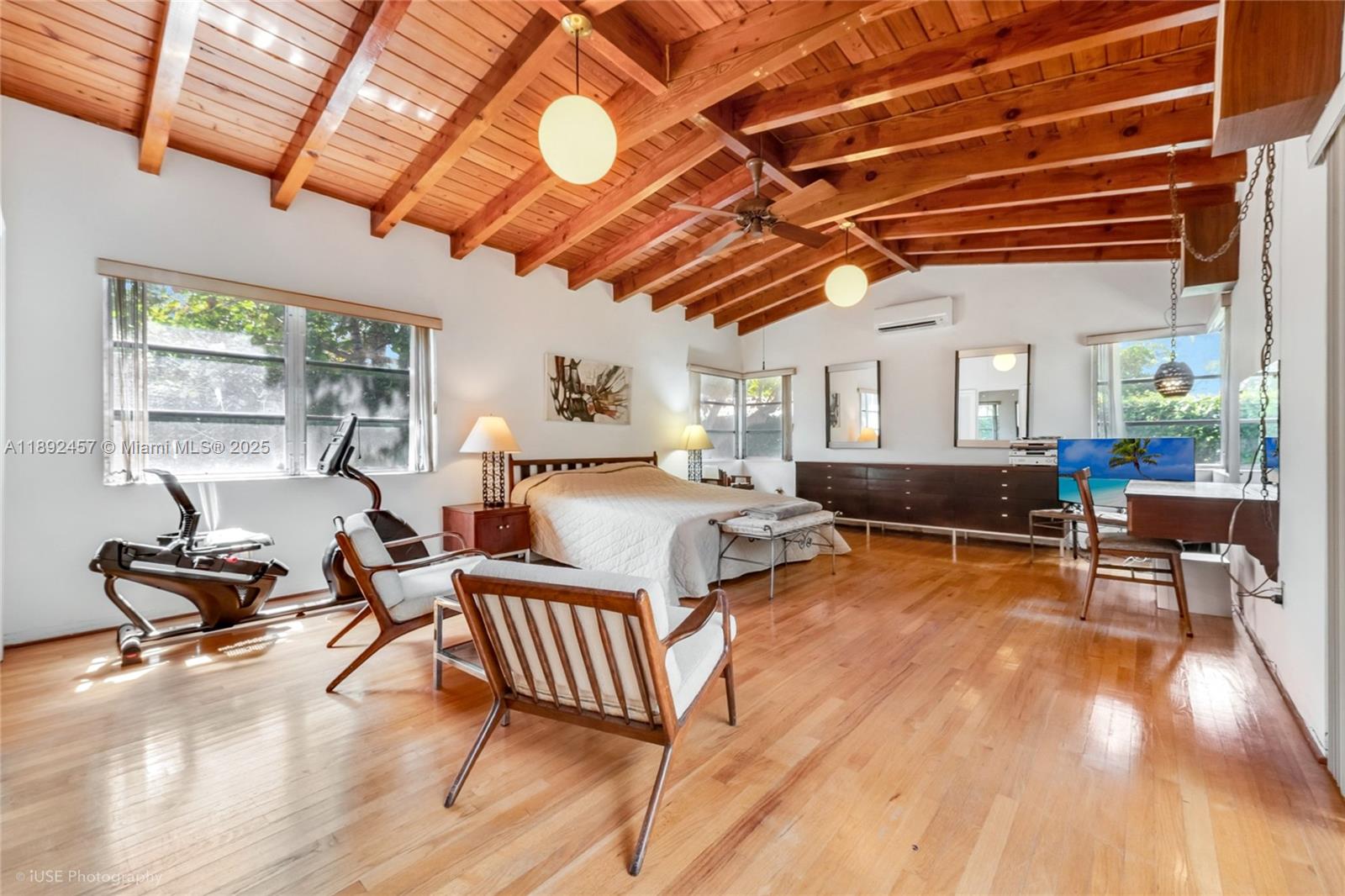 CORAL GABLES RIV SEC 6 - Residential
