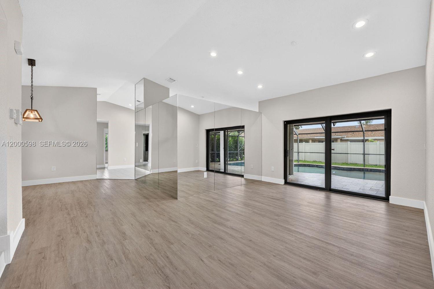 SHENANDOAH SECTION FOUR - Residential