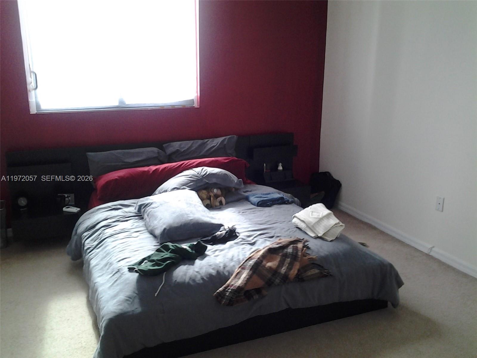 1800 BISCAYNE PLAZA CONDO - Residential