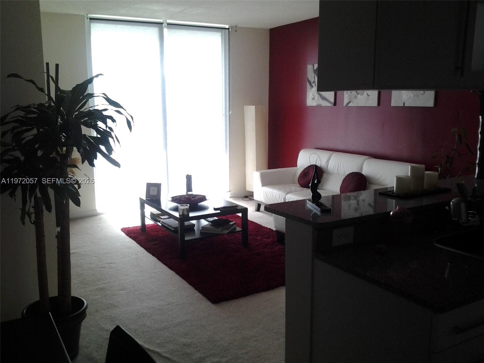 1800 BISCAYNE PLAZA CONDO - Residential