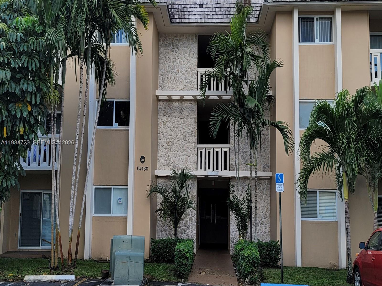 Villas Of Miami Lakes Con - Residential Lease
