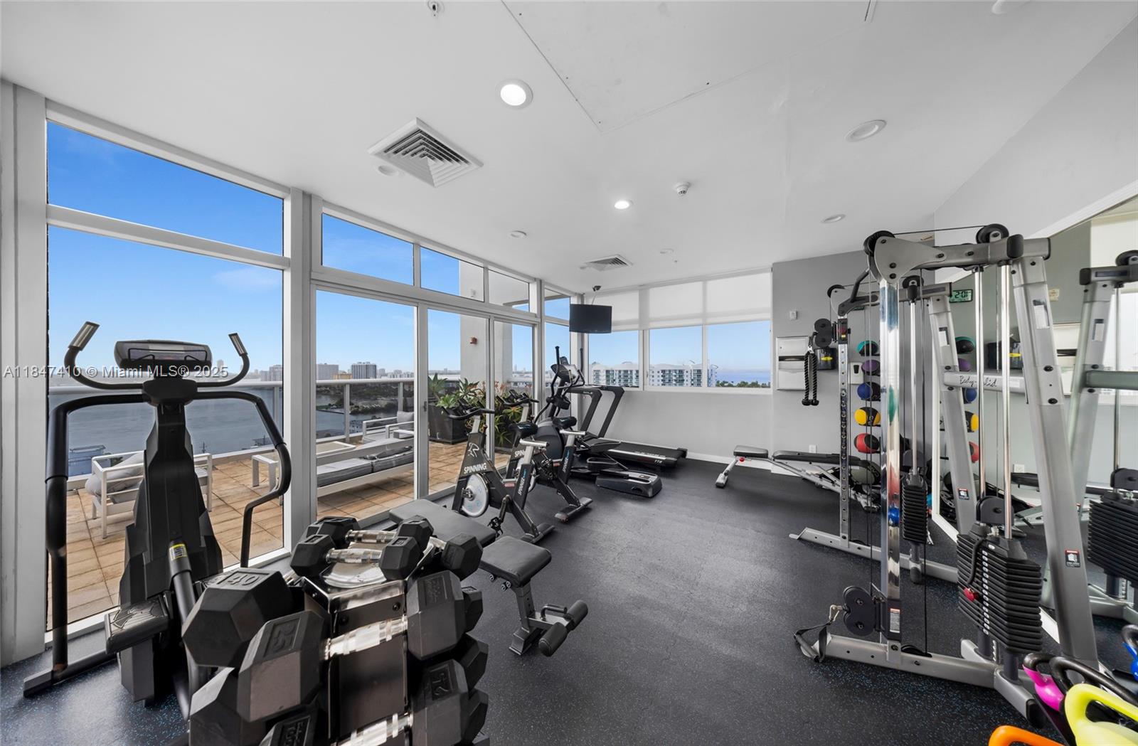 BLUE BAY TOWER CONDO - Residential