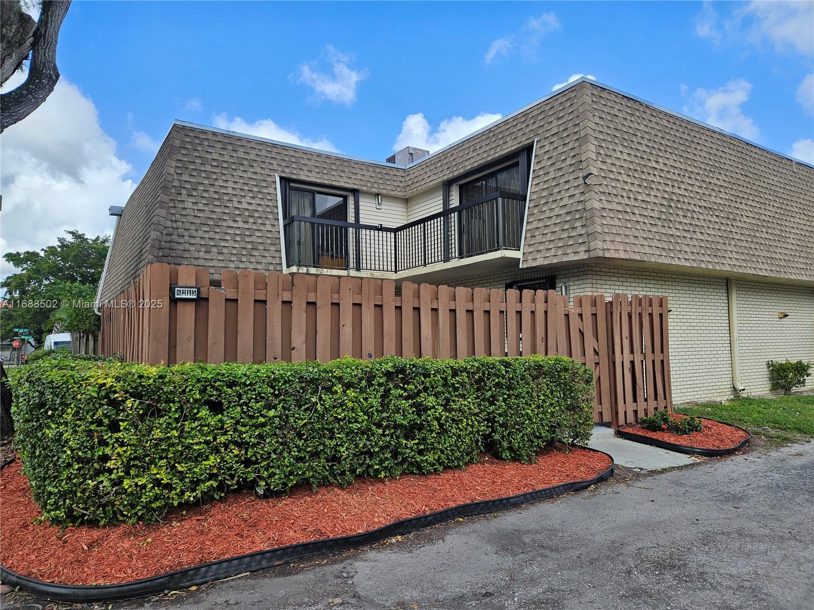 BAY TREE PATIO HOMES COND - Residential