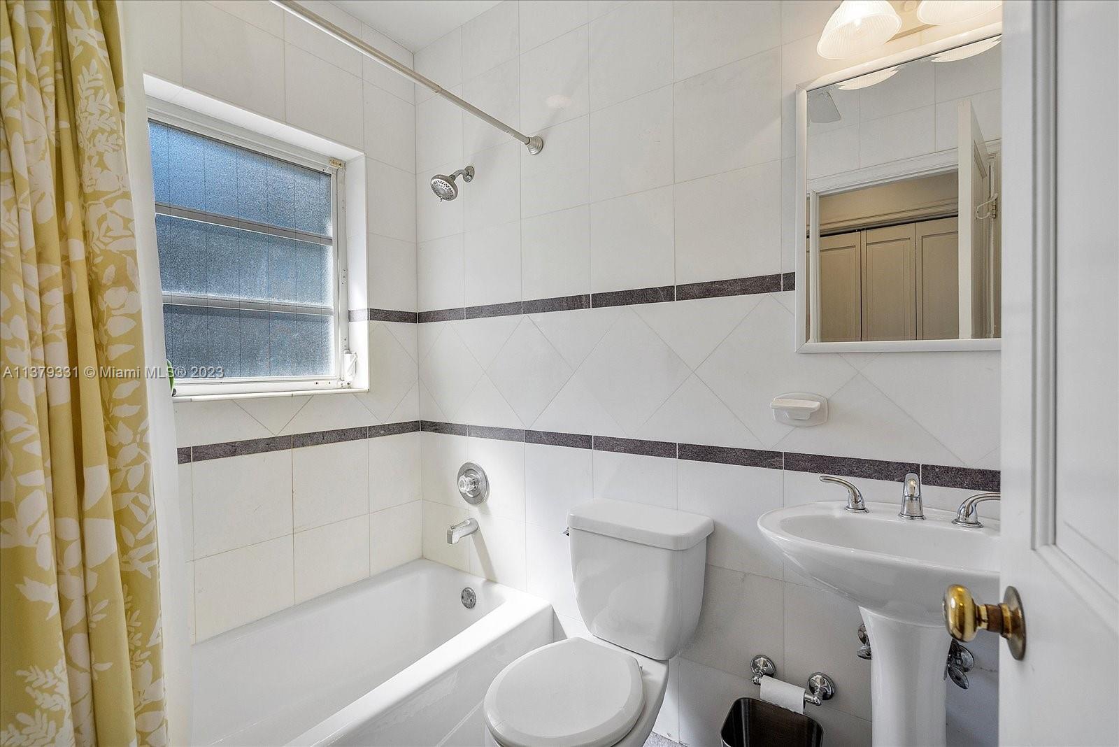 SUBURBAN ESTATES - Residential