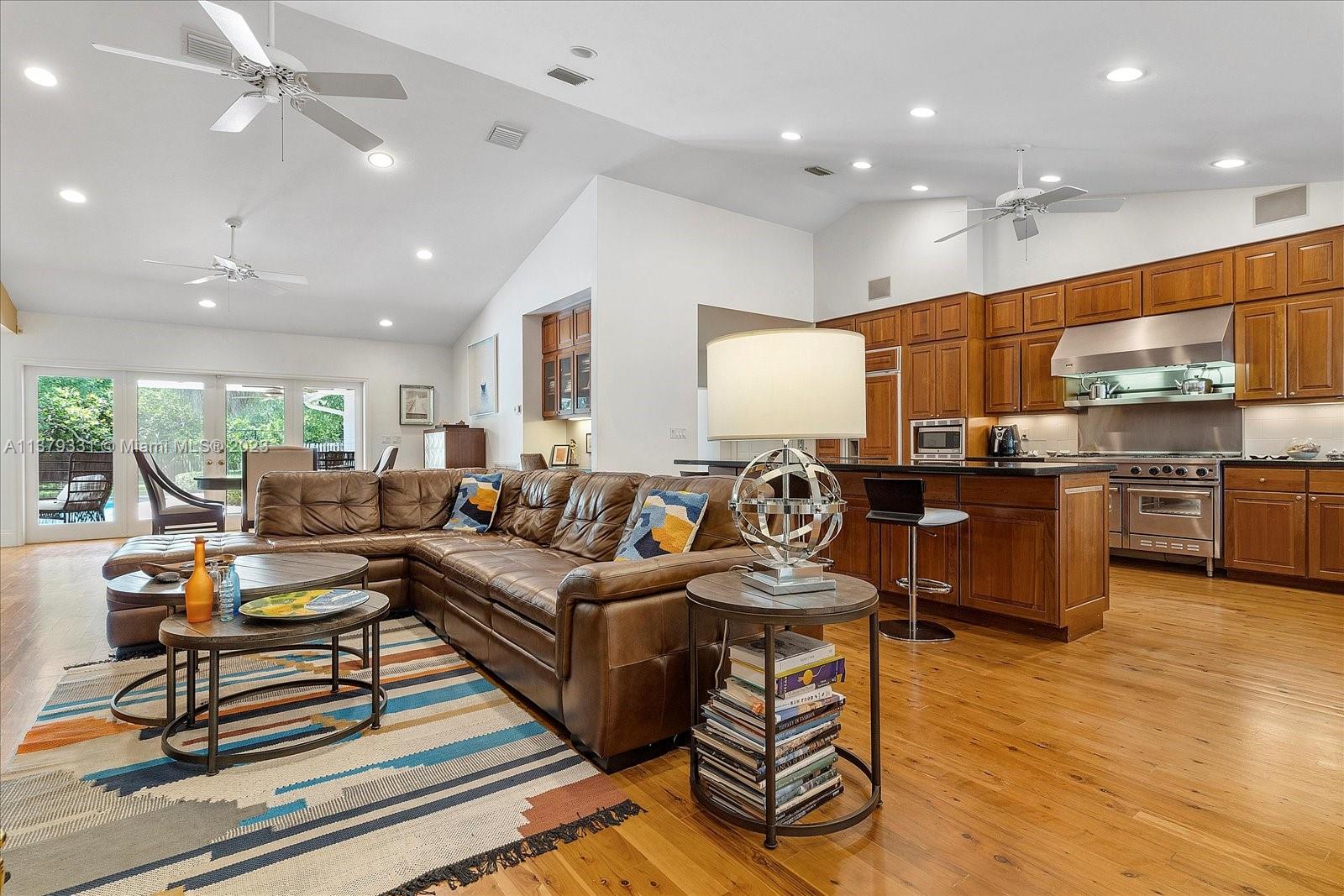 SUBURBAN ESTATES - Residential