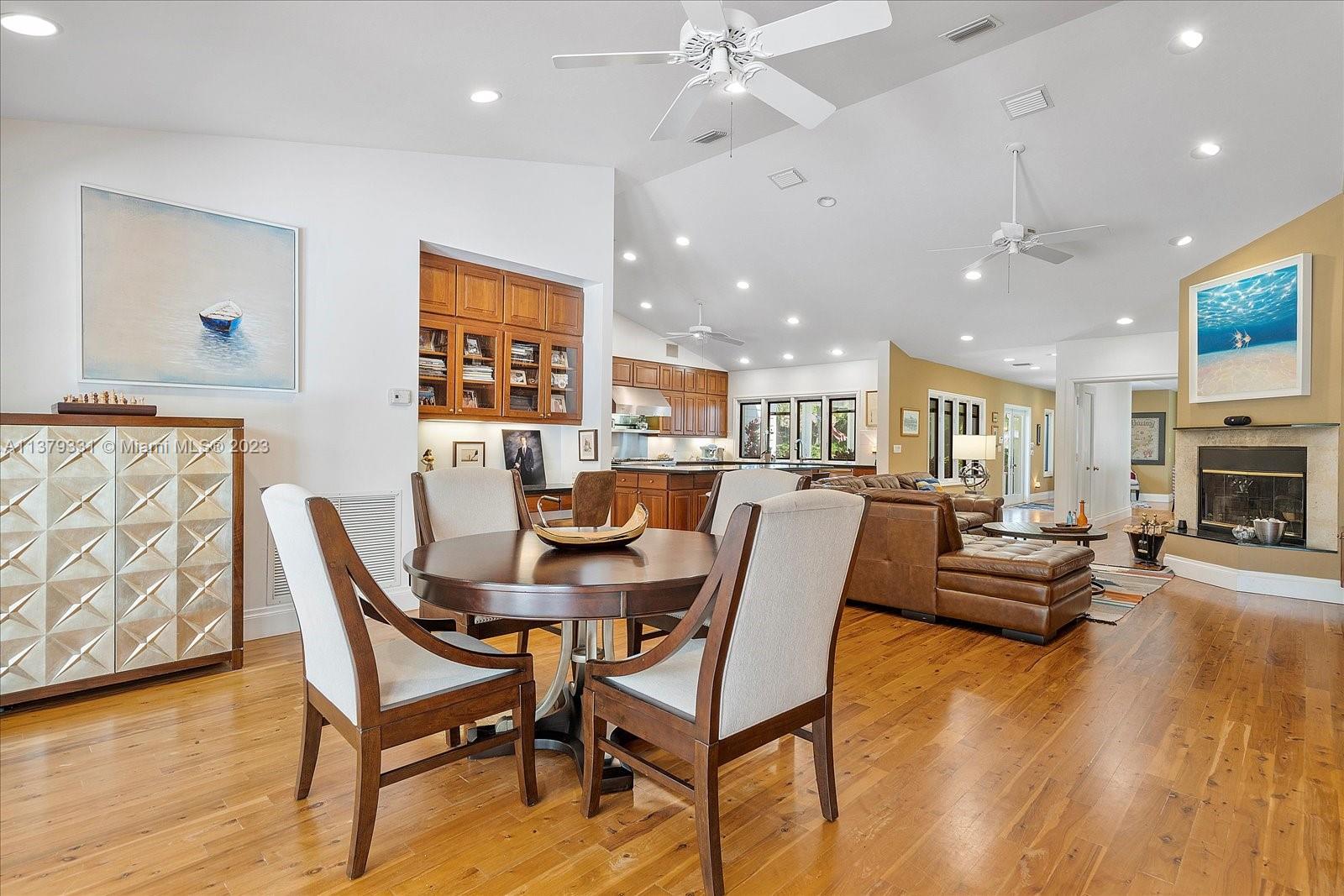 SUBURBAN ESTATES - Residential