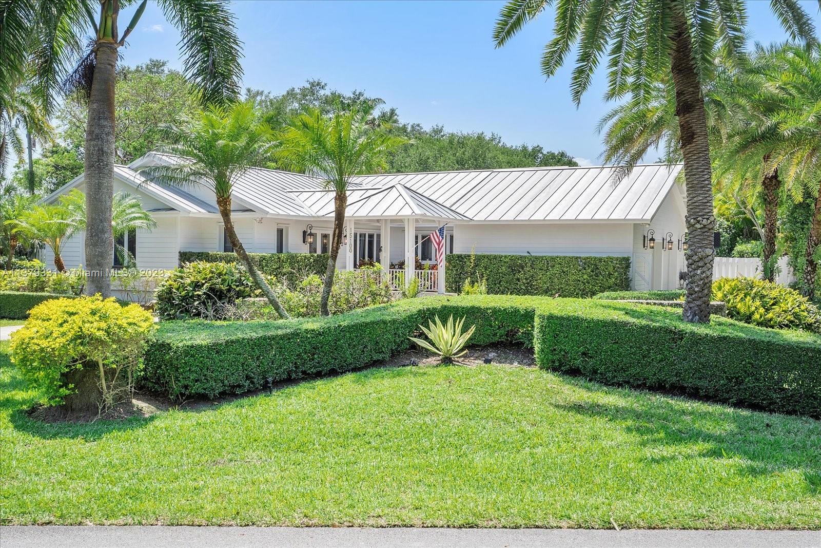 SUBURBAN ESTATES - Residential