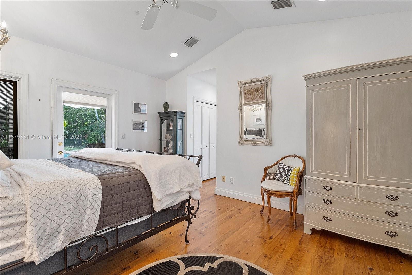 SUBURBAN ESTATES - Residential