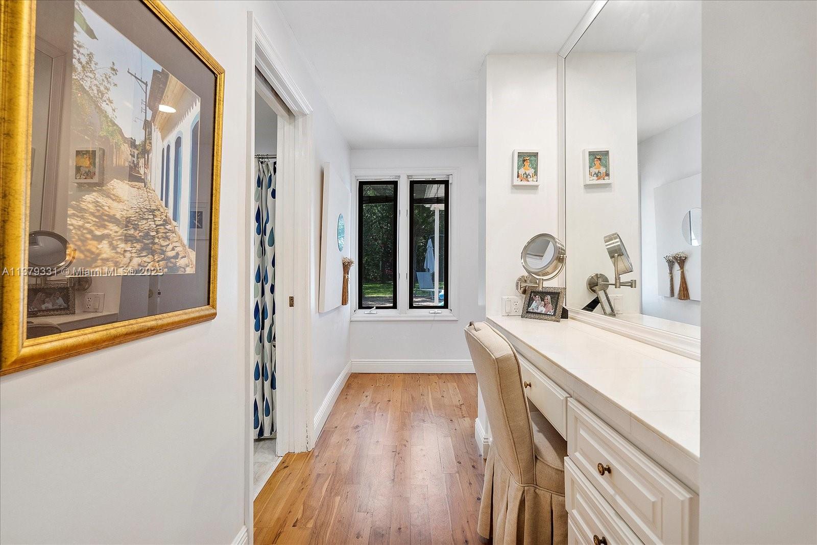 SUBURBAN ESTATES - Residential