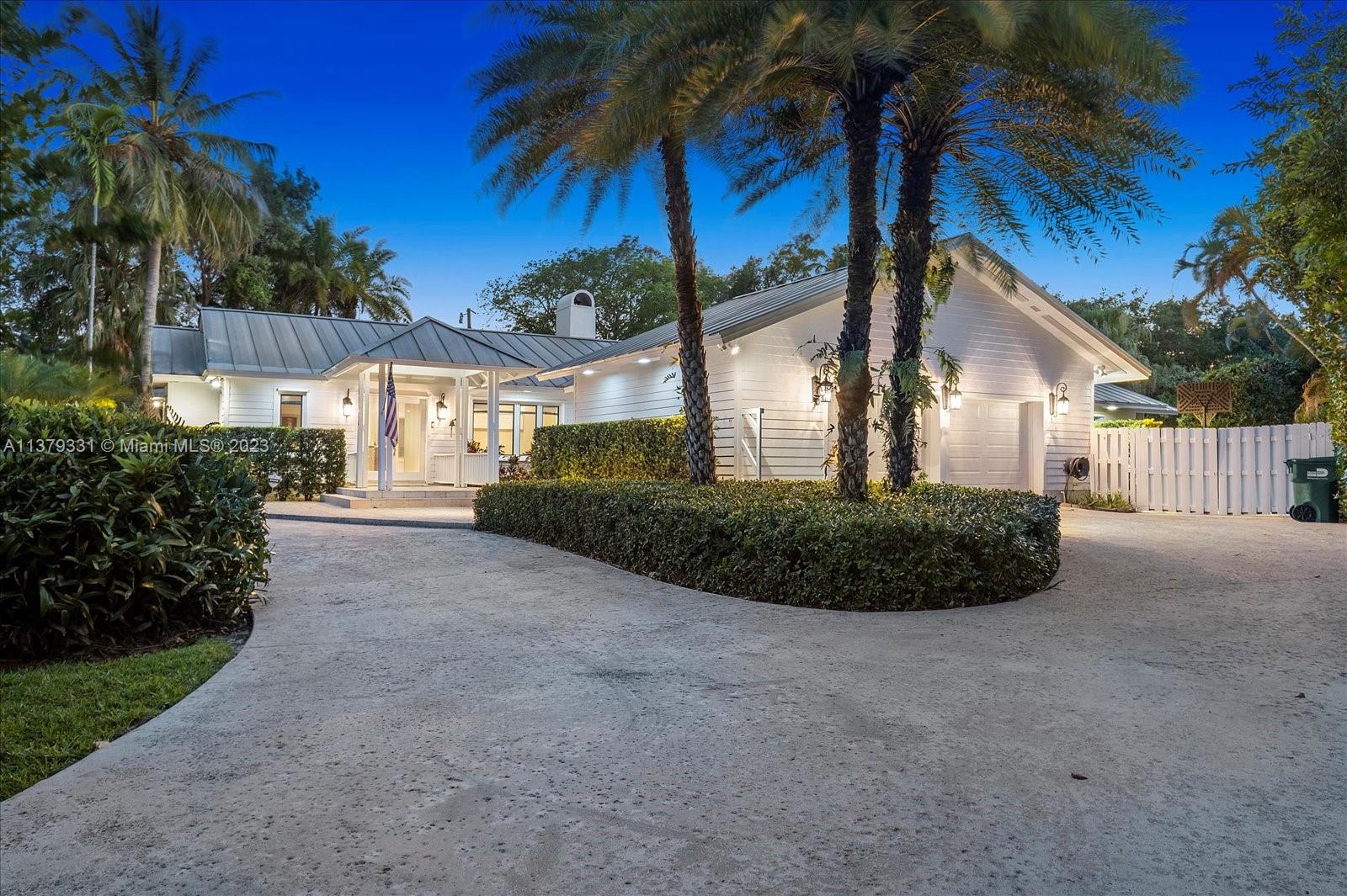 SUBURBAN ESTATES - Residential