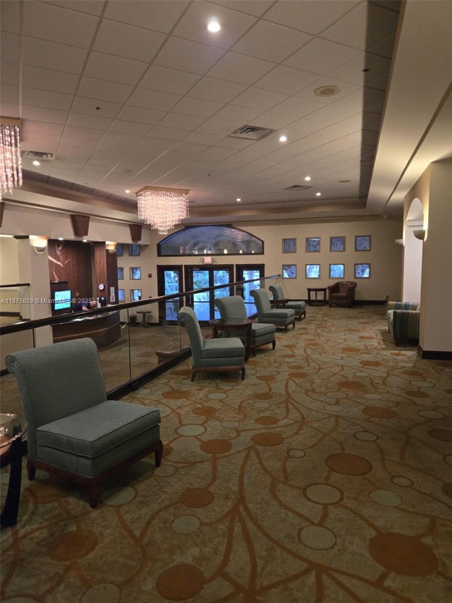 LIVE OAK CONDOMINIUM TWO - Residential