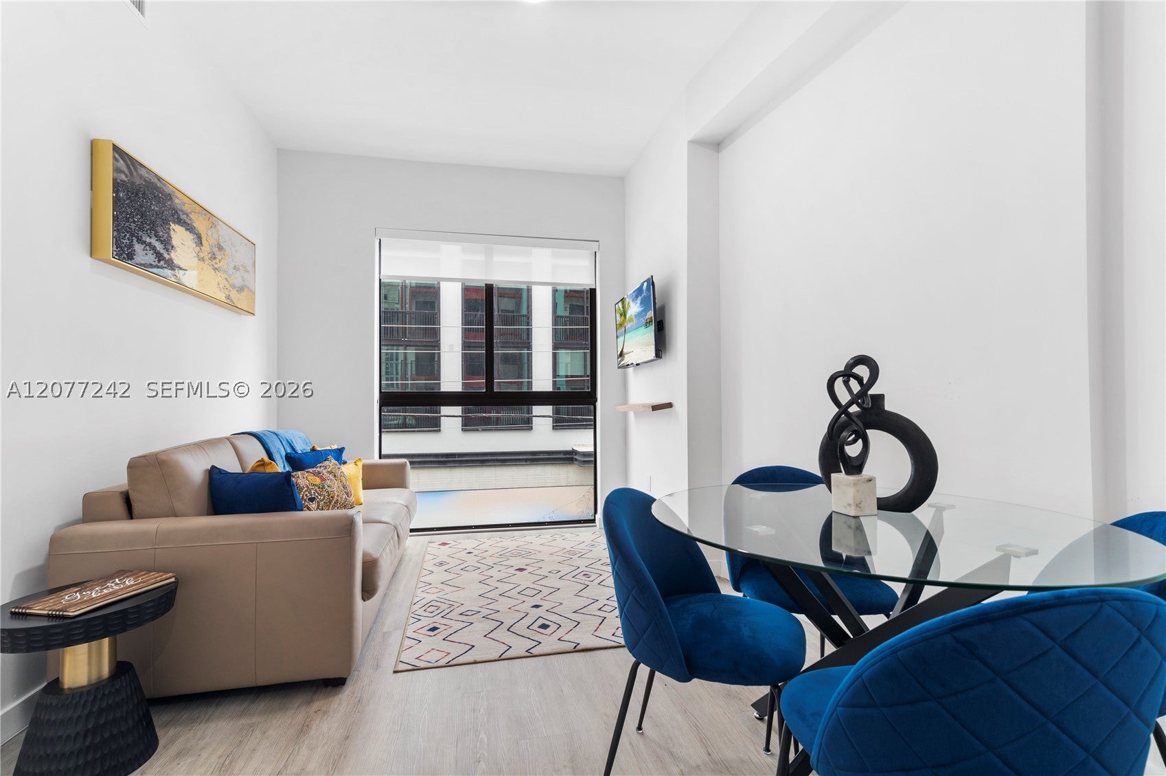 136 NW 26th St 207