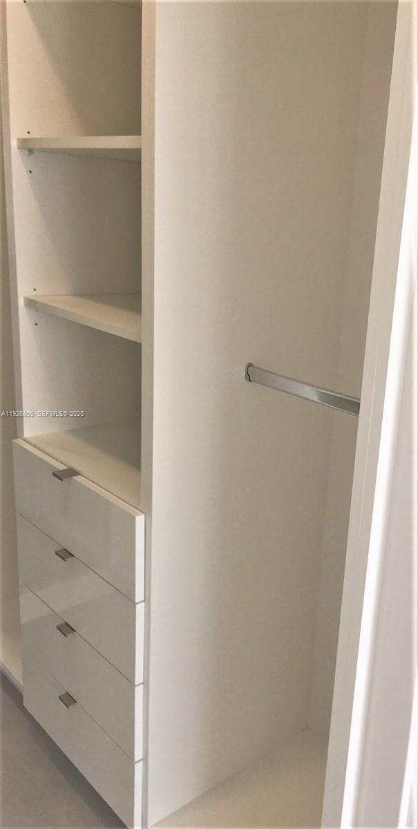 MIRADOR 1000 CONDO - Residential