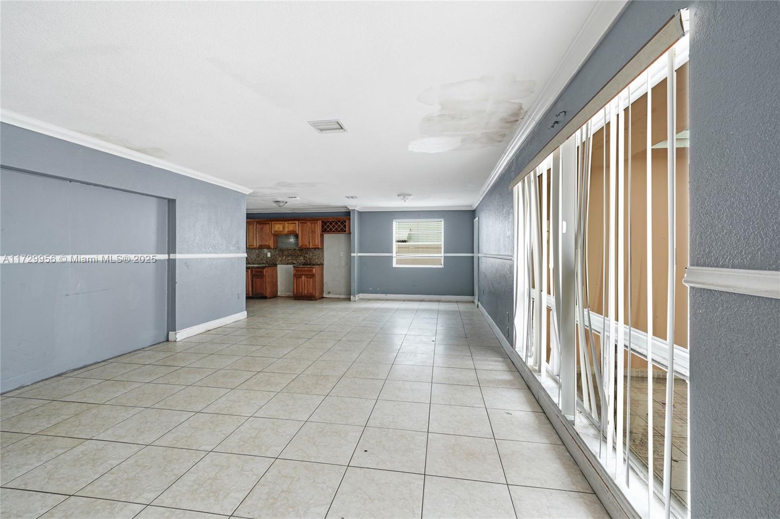 MIRAMAR PARK FIRST ADD - Residential