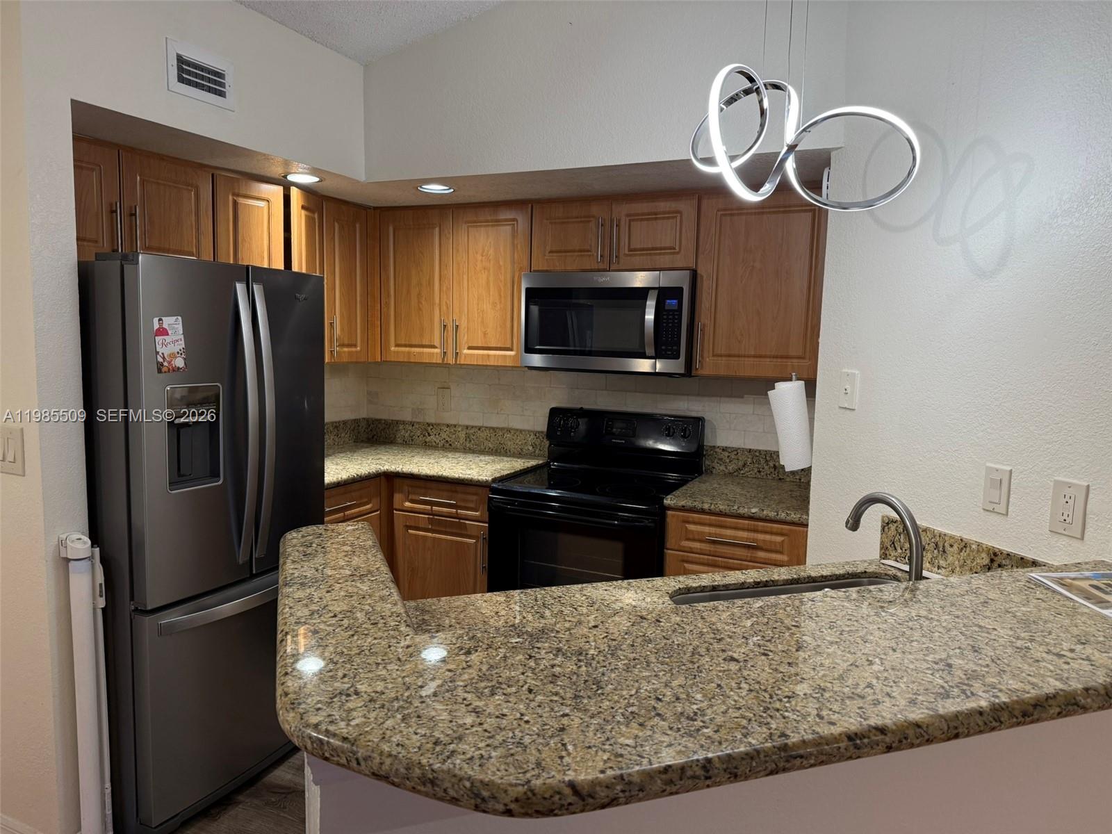 ISLES AT LAGO MAR CONDO - Residential Lease