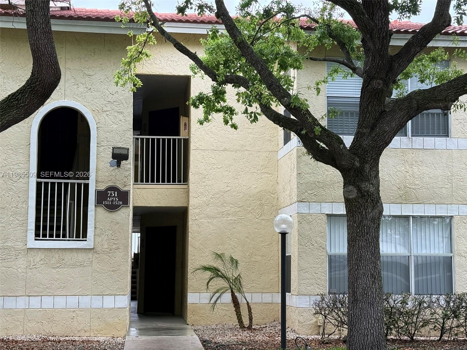 ISLES AT LAGO MAR CONDO - Residential Lease