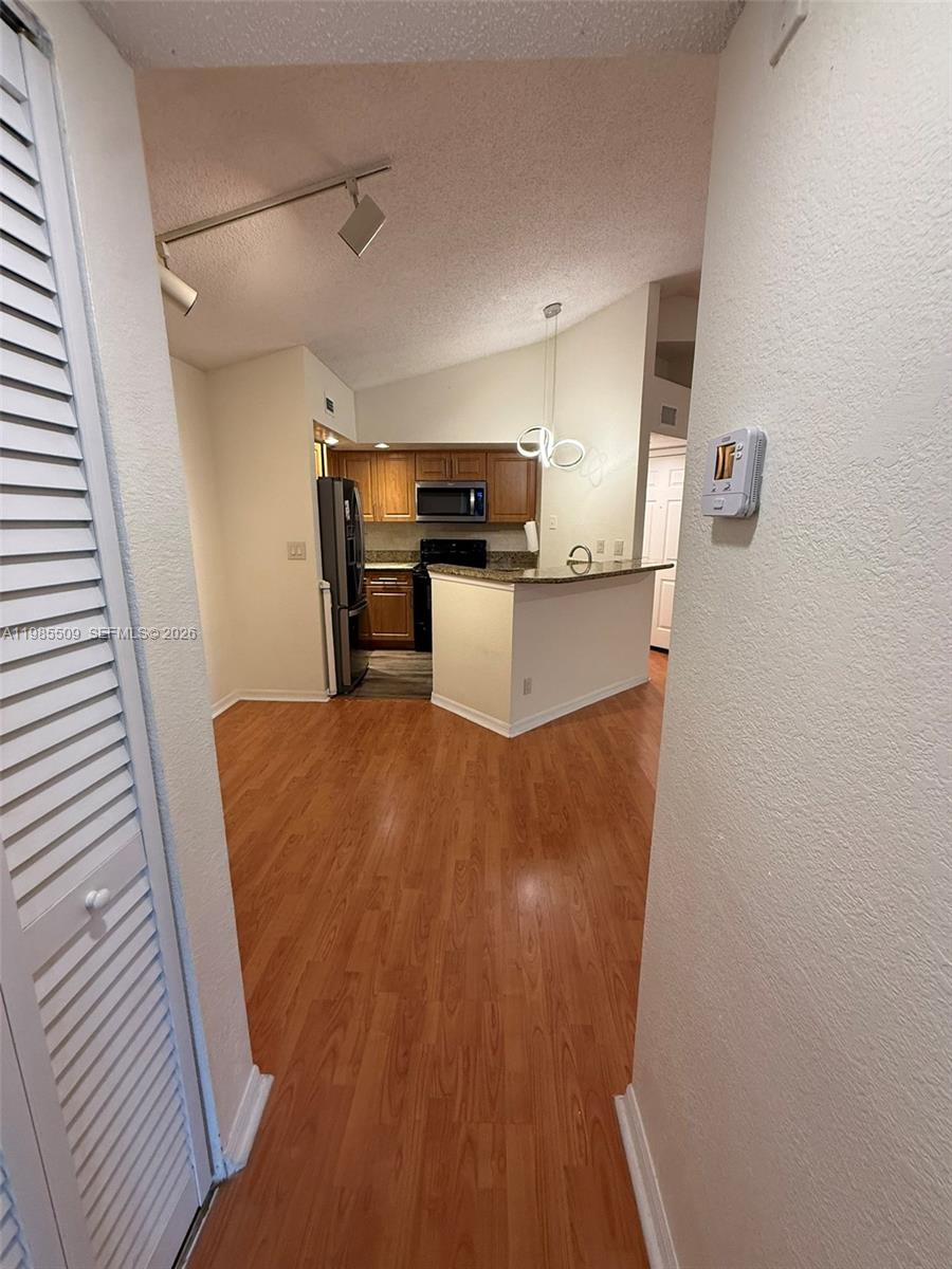 ISLES AT LAGO MAR CONDO - Residential Lease