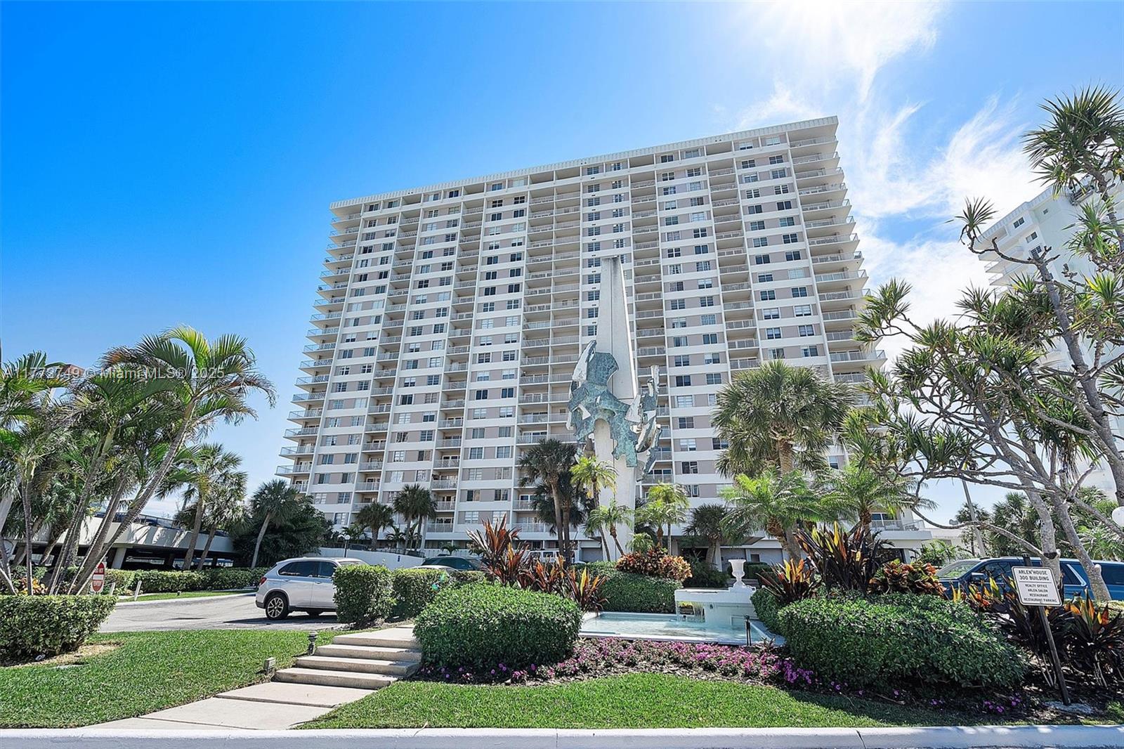 Property for Sale at 300 Bayview Dr 308, Sunny Isles Beach, Miami-Dade County, Florida - Bedrooms: 2 
Bathrooms: 2  - $450,000